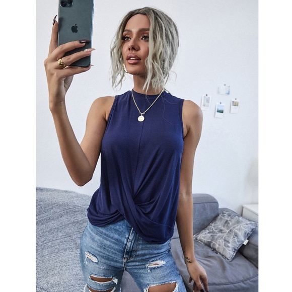 Twisted Front Rib Knit Tank Top - Picture 5 of 8